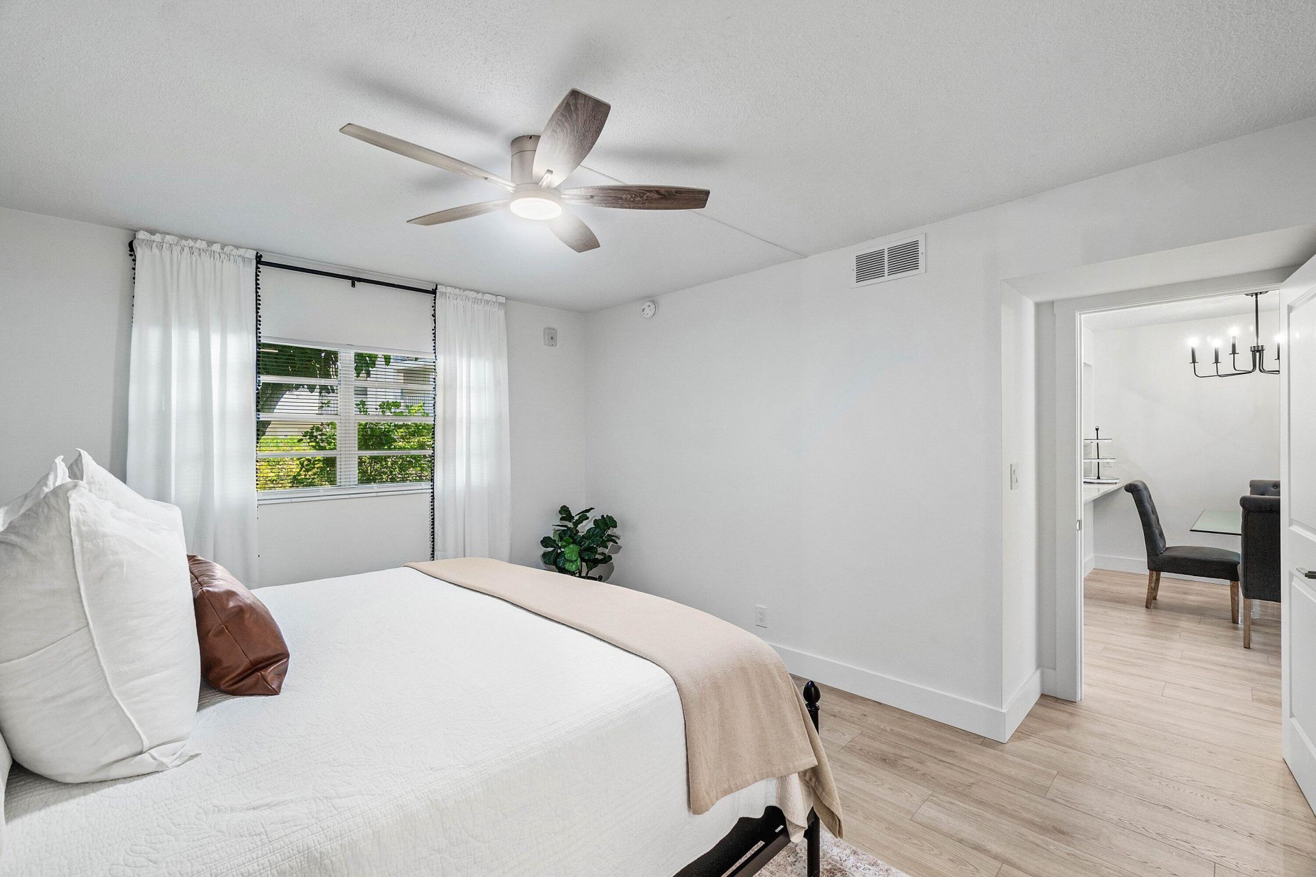5601 NW 2nd Avenue, Boca Raton, FL 33487 Photo