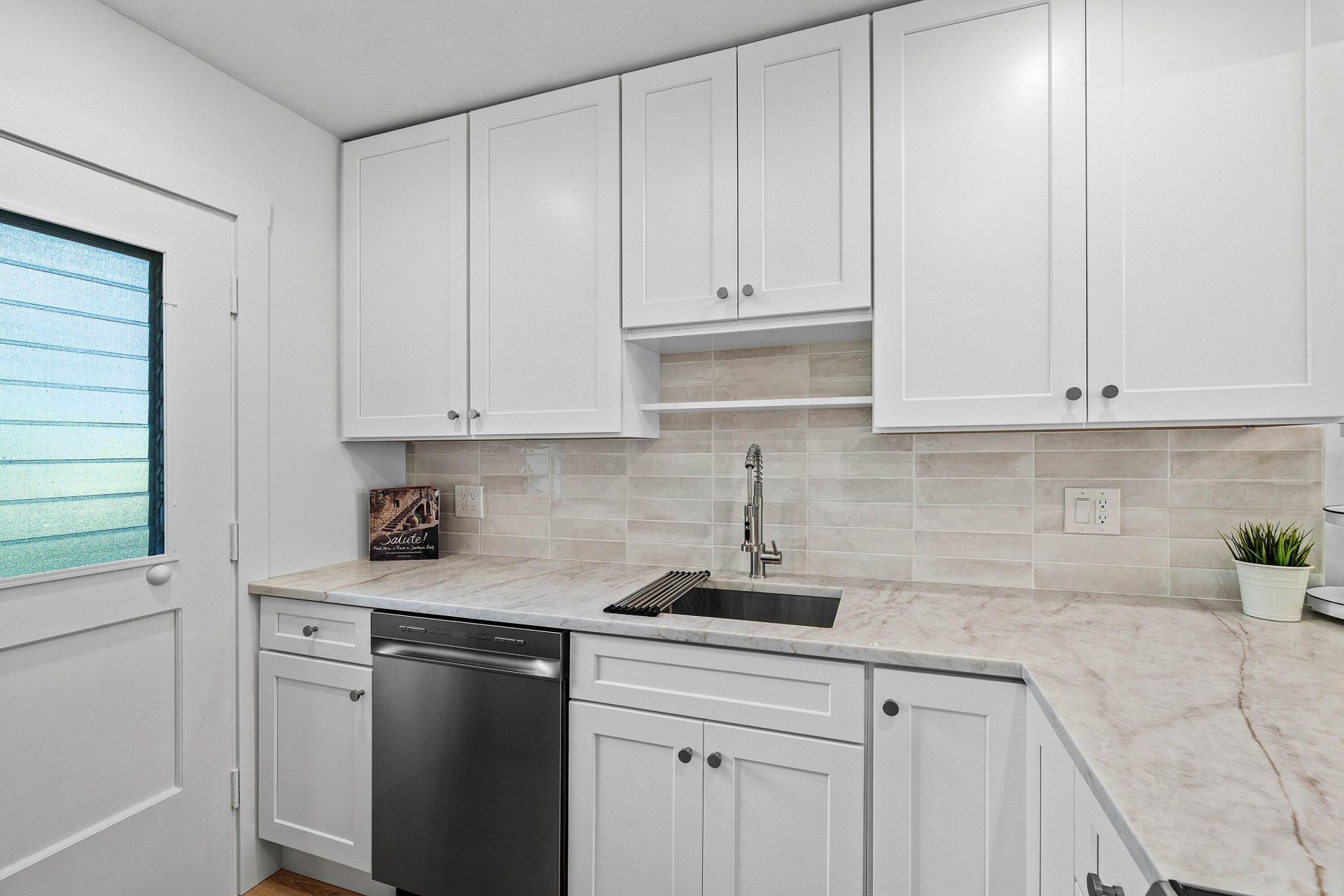5601 NW 2nd Avenue, Boca Raton, FL 33487 Photo