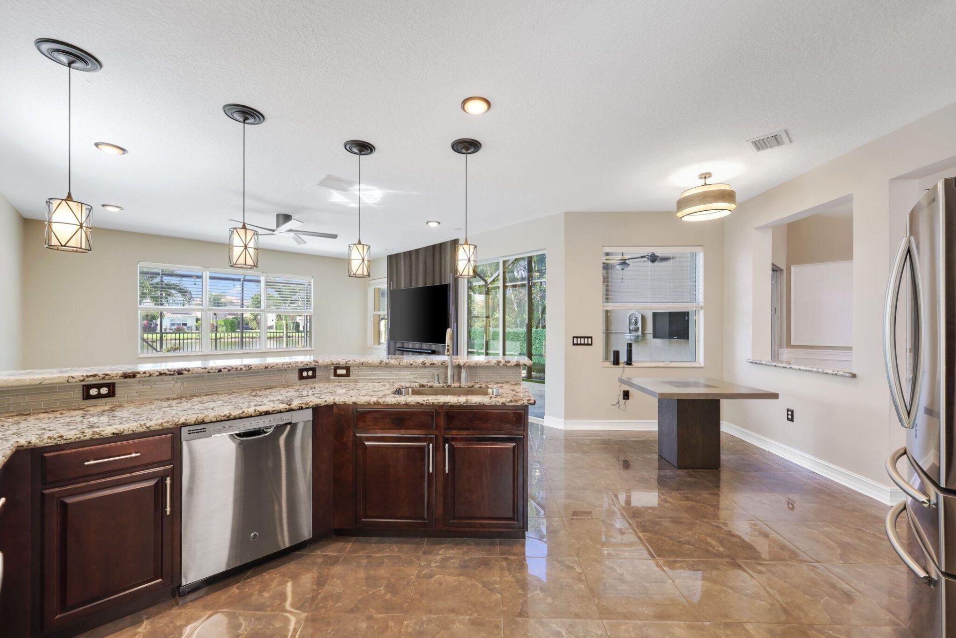 8160 Cantabria Falls Drive, Boynton Beach, FL 33473 Photo