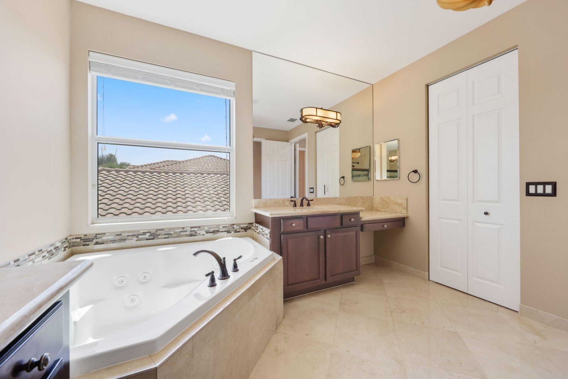 8160 Cantabria Falls Drive, Boynton Beach, FL 33473 Photo