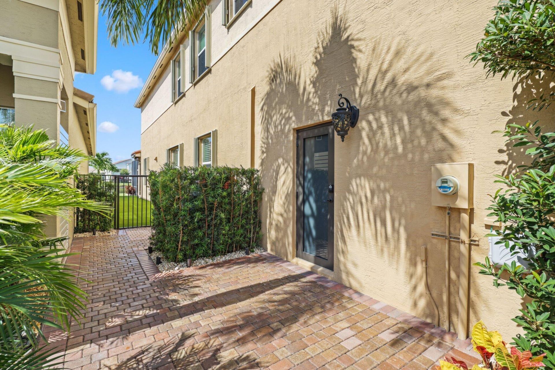 8160 Cantabria Falls Drive, Boynton Beach, FL 33473 Photo