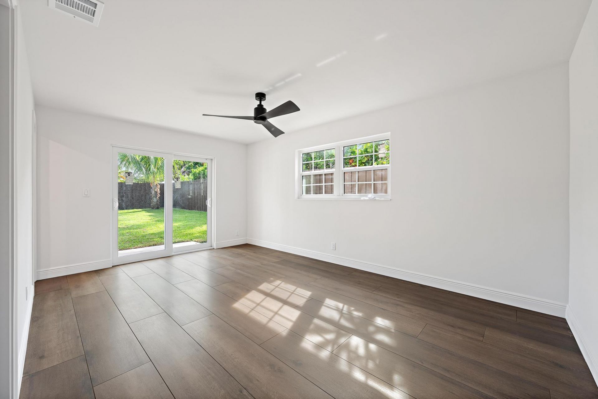 109 E Riverside Drive, Jupiter, FL 33469 Photo