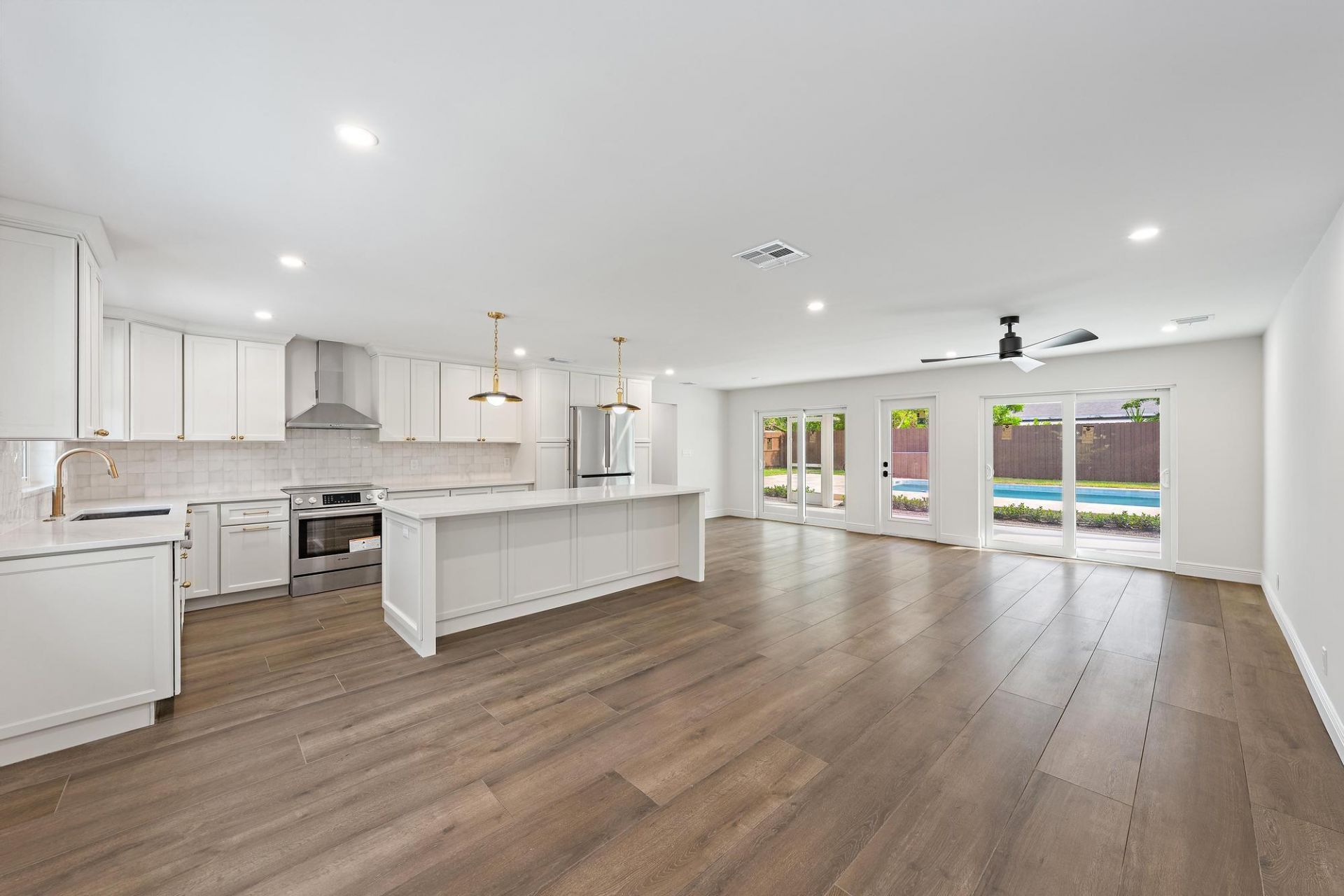109 E Riverside Drive, Jupiter, FL 33469 Photo
