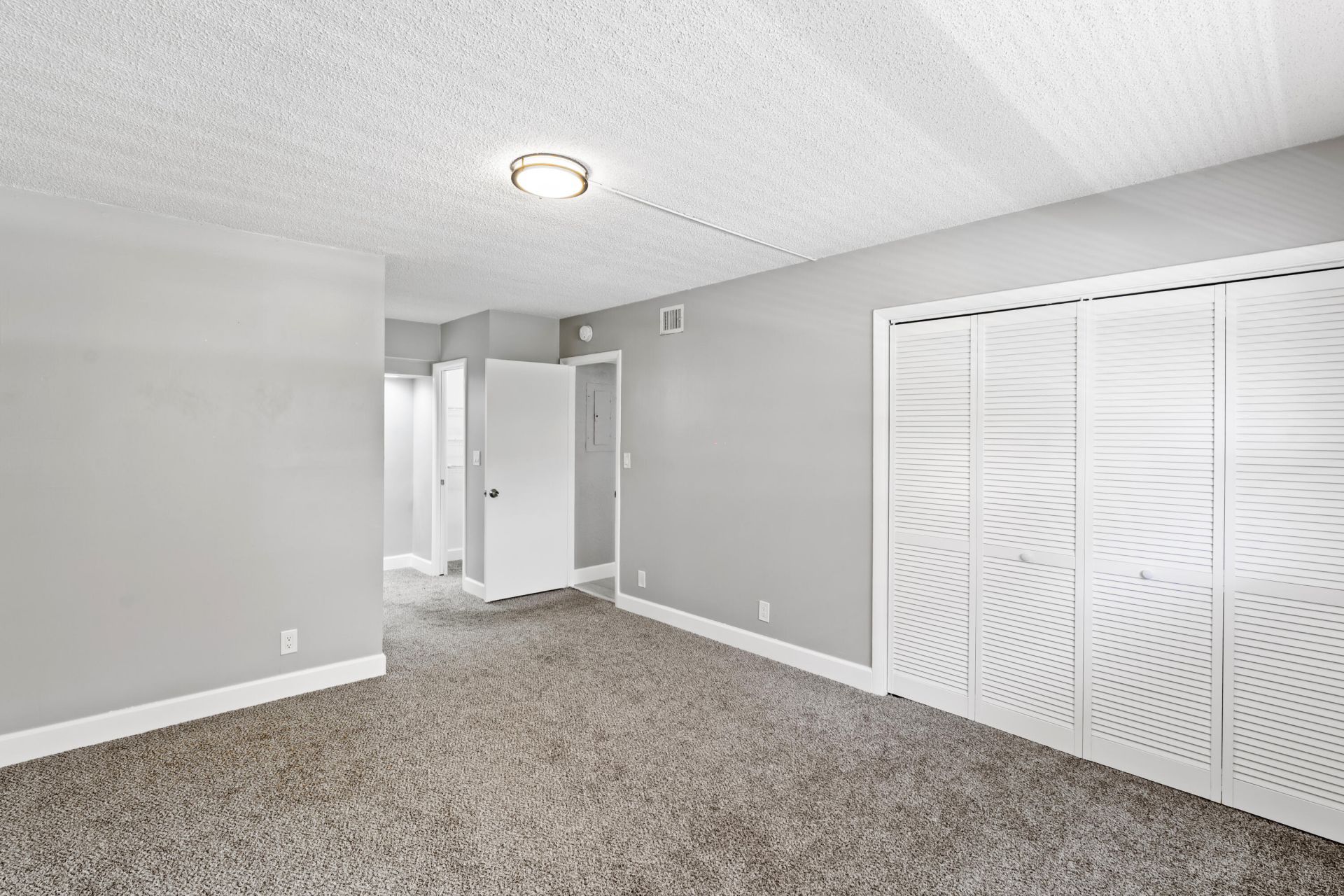 2850 Forest Hills Boulevard, Unit 211, Coral Springs, FL 33065 Photo