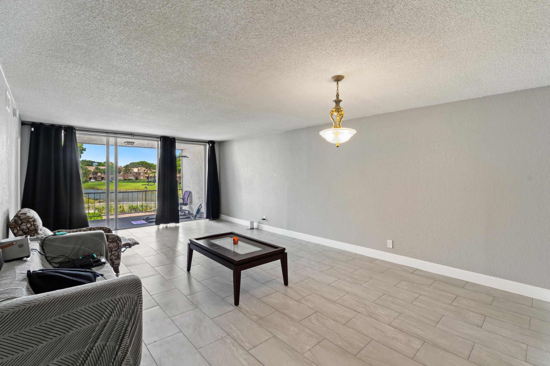 2850 Forest Hills Boulevard, Unit 211, Coral Springs, FL 33065 Photo