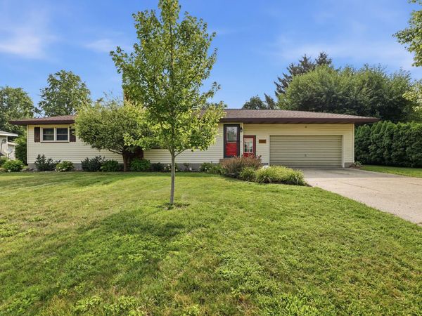 3710 Manning Street, Muskegon, MI 49444