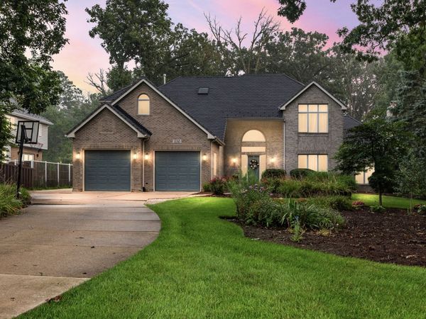 1130 PRESERVE Trail, Bartlett, IL 60103
