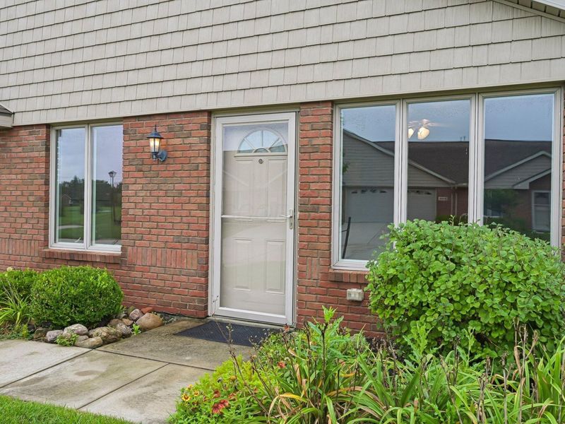 837 Hickory Hill Drive, Marysville, OH 43040 Photo 6