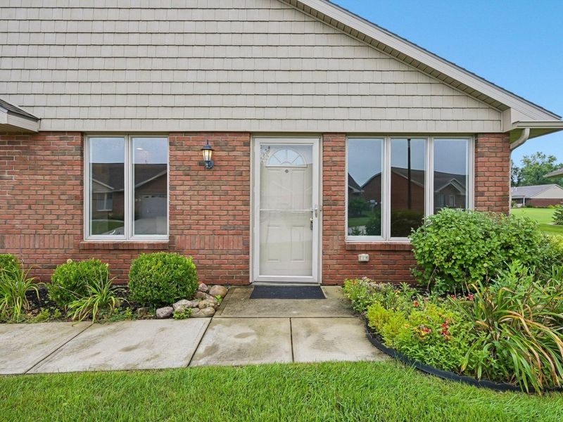 837 Hickory Hill Drive, Marysville, OH 43040 Photo 7