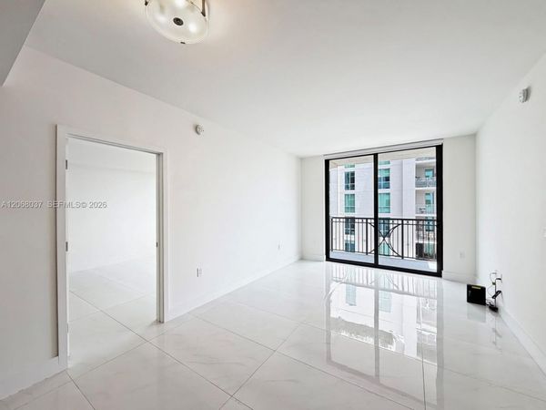 301 Altara Ave, Unit 609, Coral Gables, FL 33146