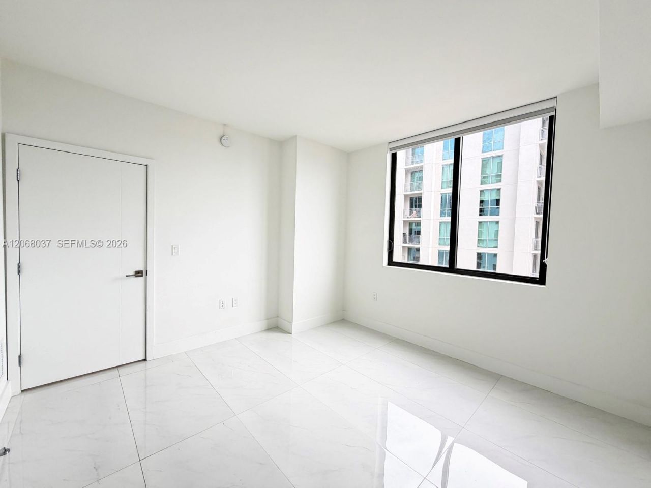 301 Altara Ave, Unit 609, Coral Gables, FL 33146 Photo