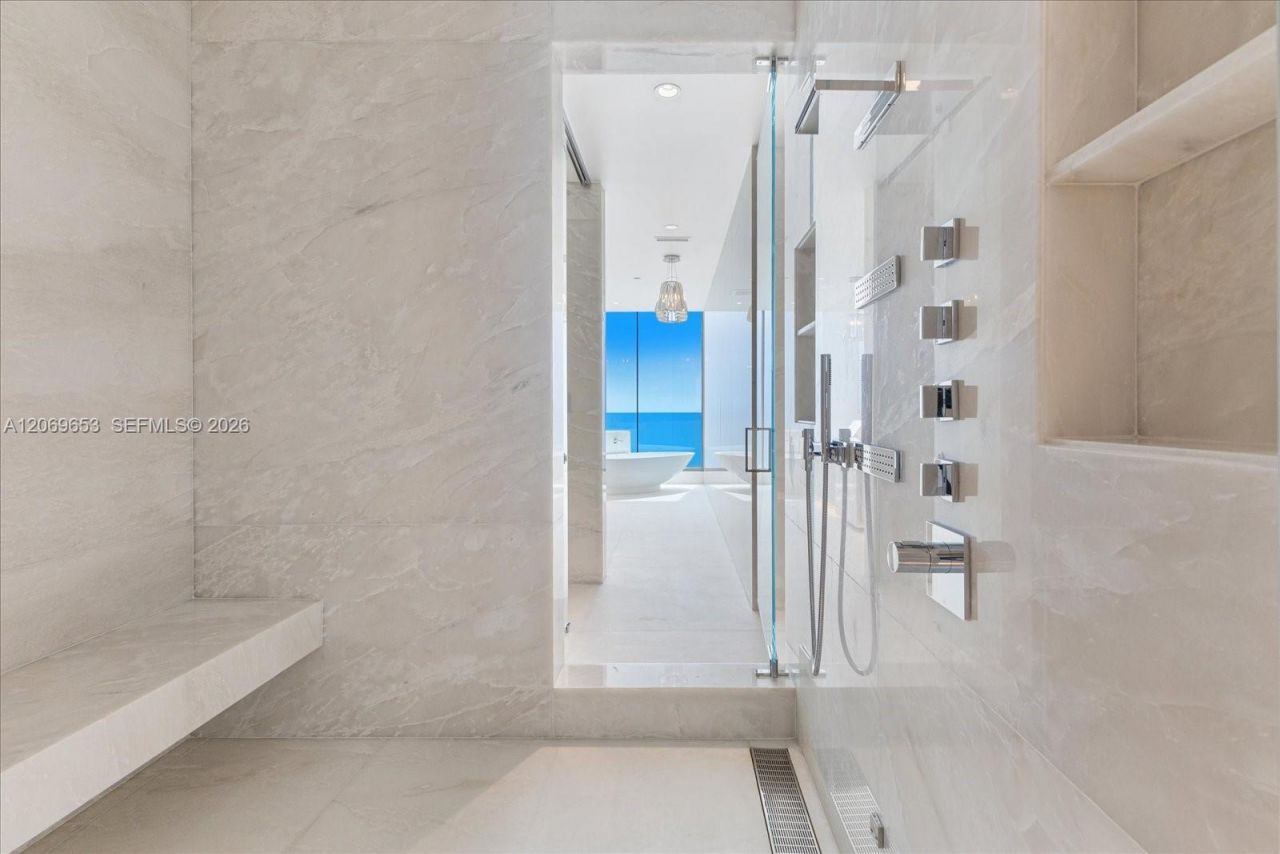 17975 Collins Ave , Unit N2001, Sunny Isles Beach, FL 33160 Photo