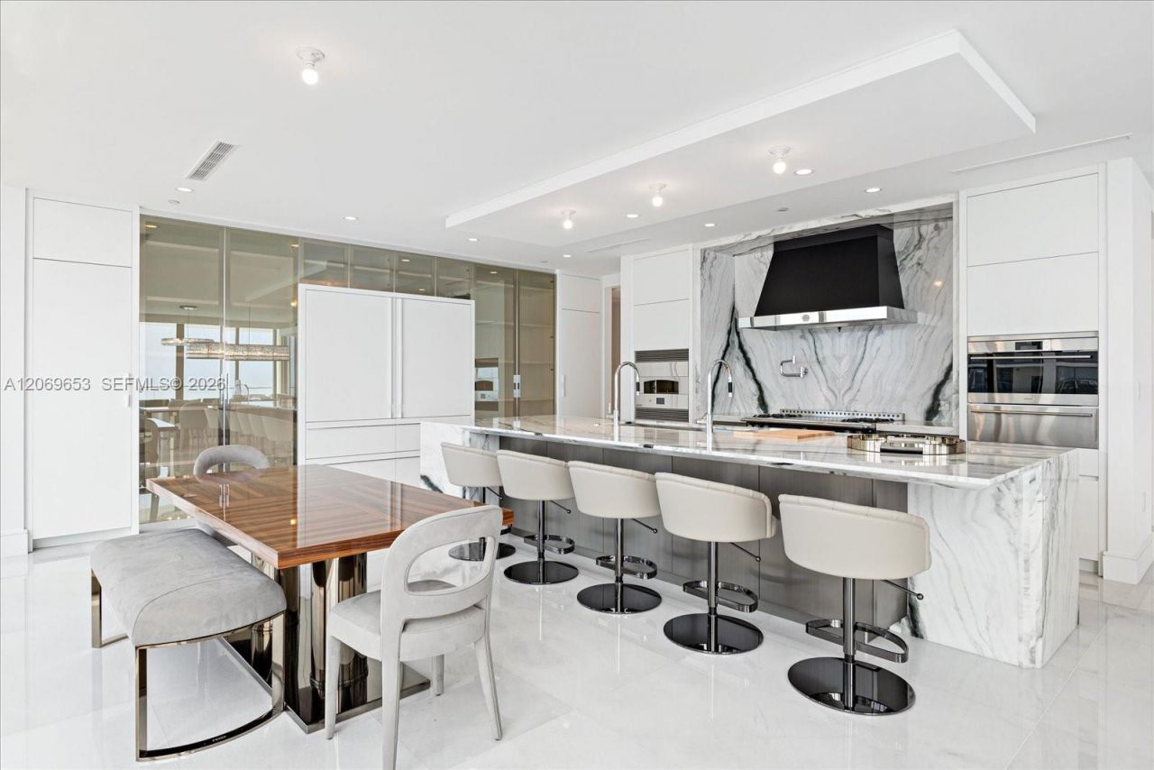 17975 Collins Ave , Unit N2001, Sunny Isles Beach, FL 33160 Photo