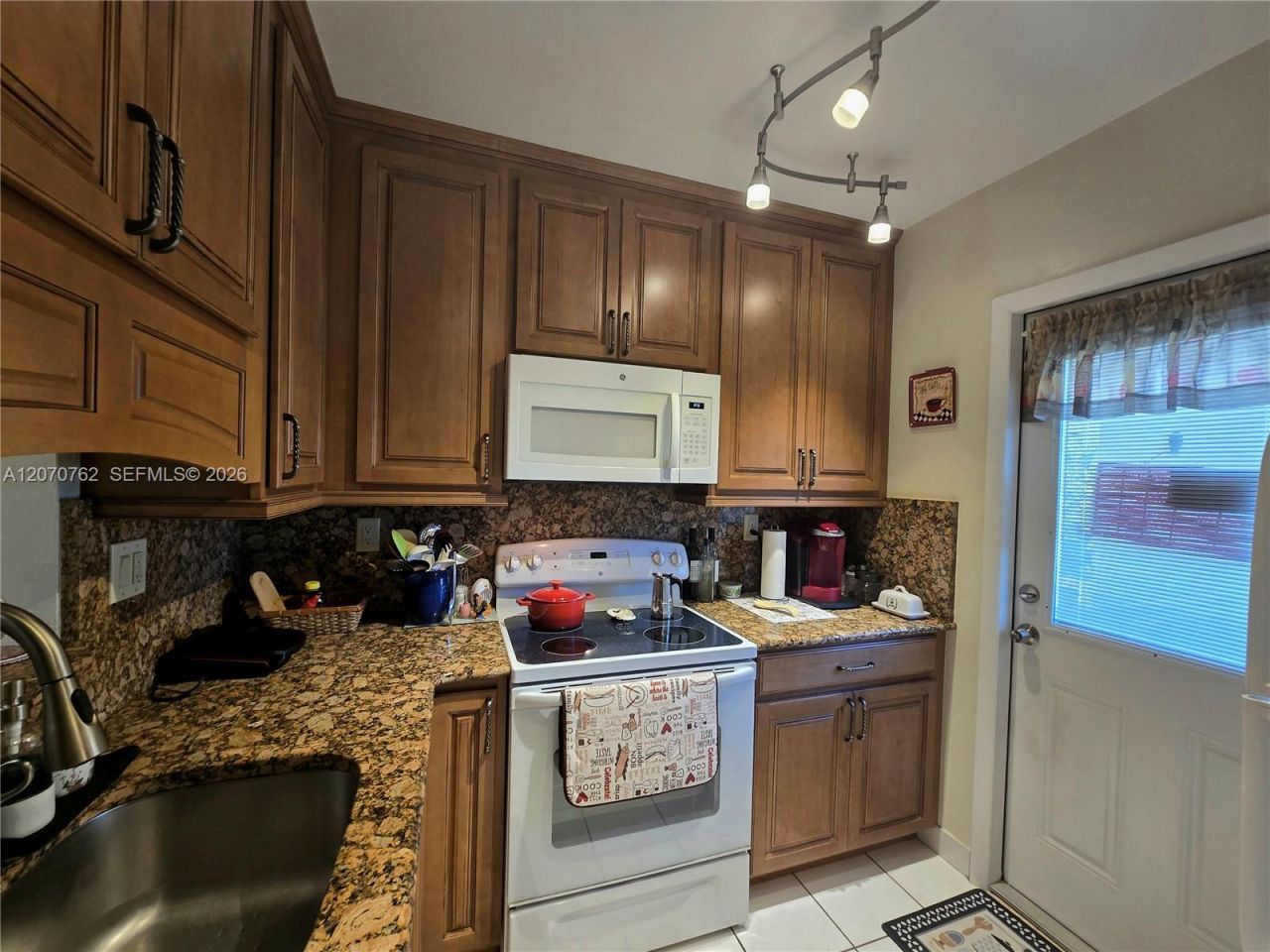 3405 NW 48th Ave , Unit 601, Lauderdale Lakes, FL 33319 Photo