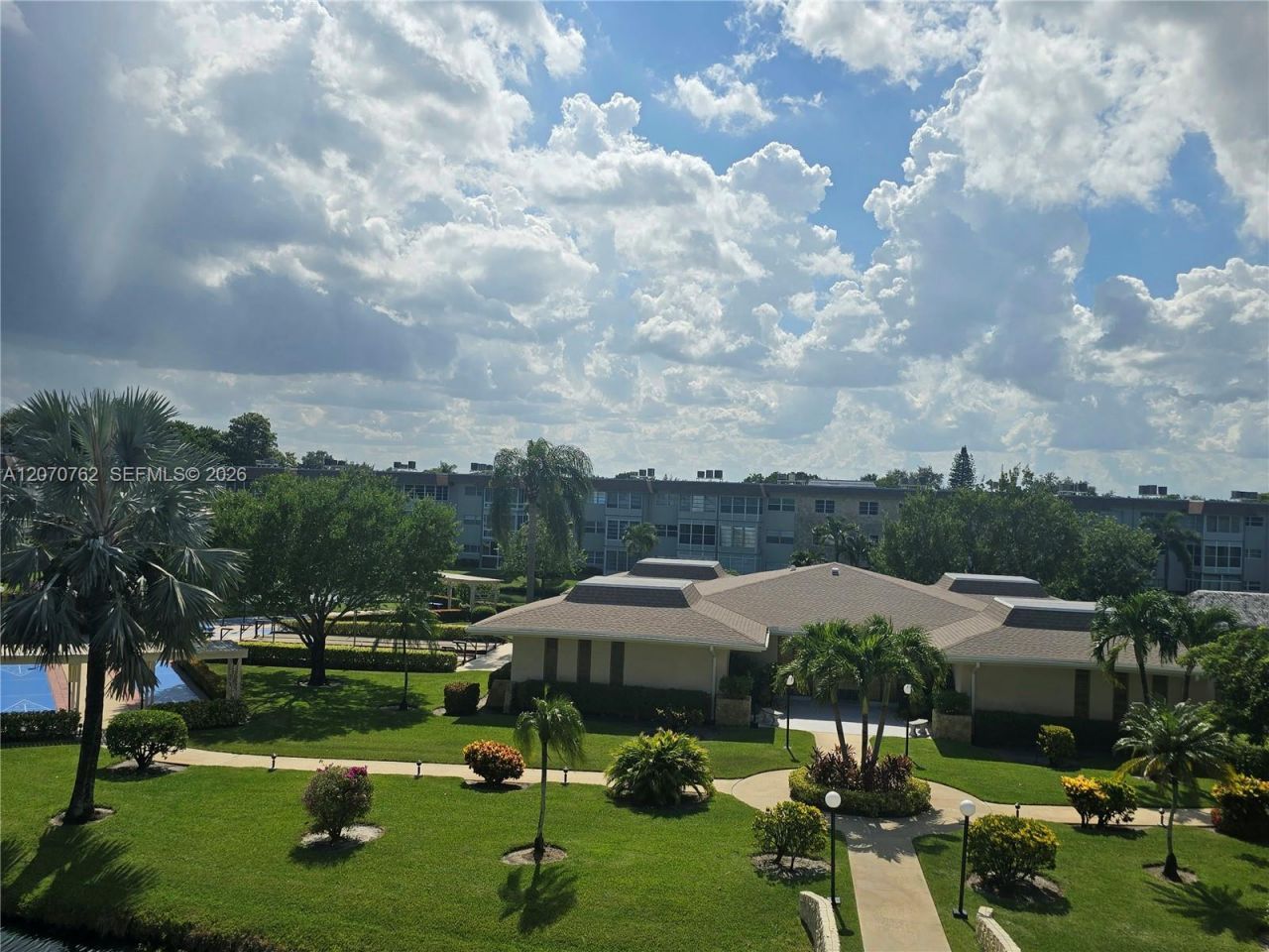 3405 NW 48th Ave , Unit 601, Lauderdale Lakes, FL 33319 Photo
