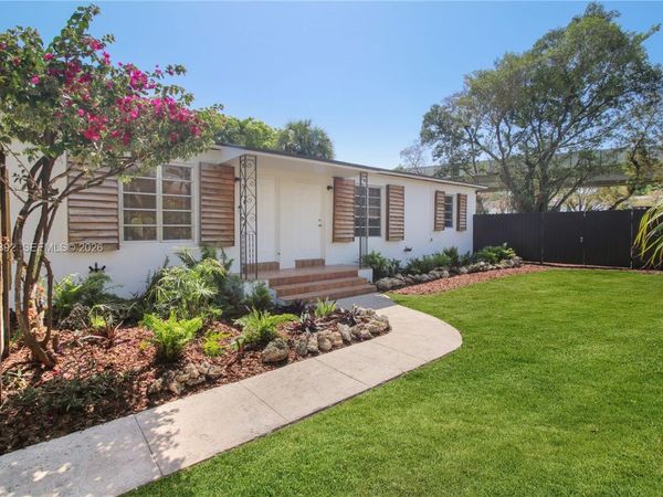 1958 SW 25th Ter , Unit Rear, Miami, FL 33133