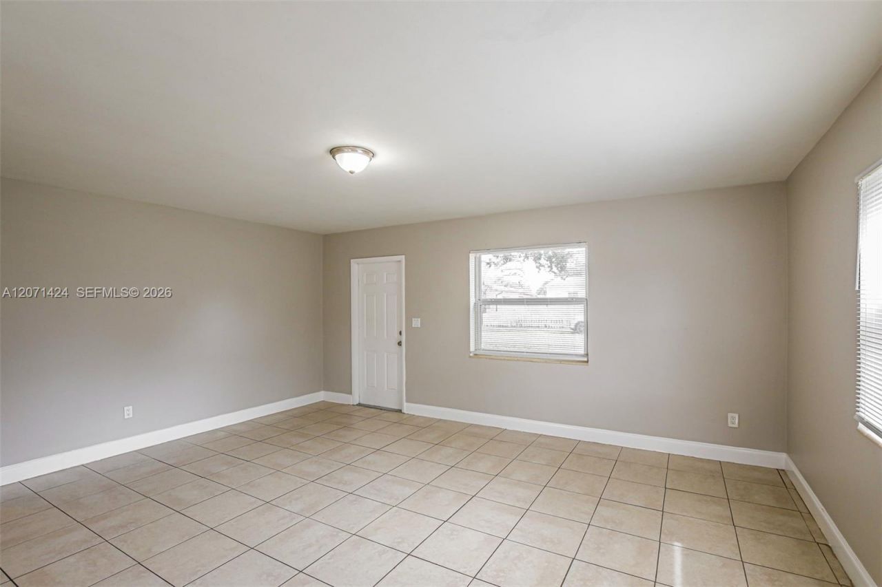 1943 Thomas St, Hollywood, FL 33020 Photo