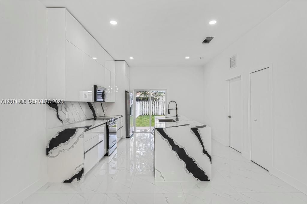 2419 NW 97th St , Miami, FL 33147 Photo