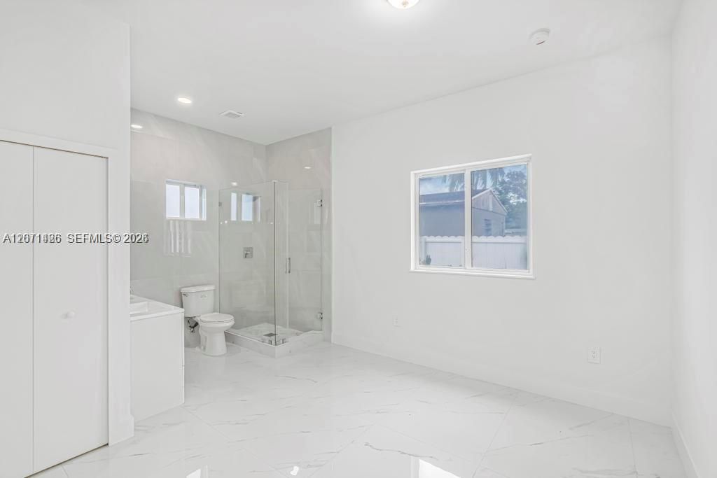2419 NW 97th St , Miami, FL 33147 Photo