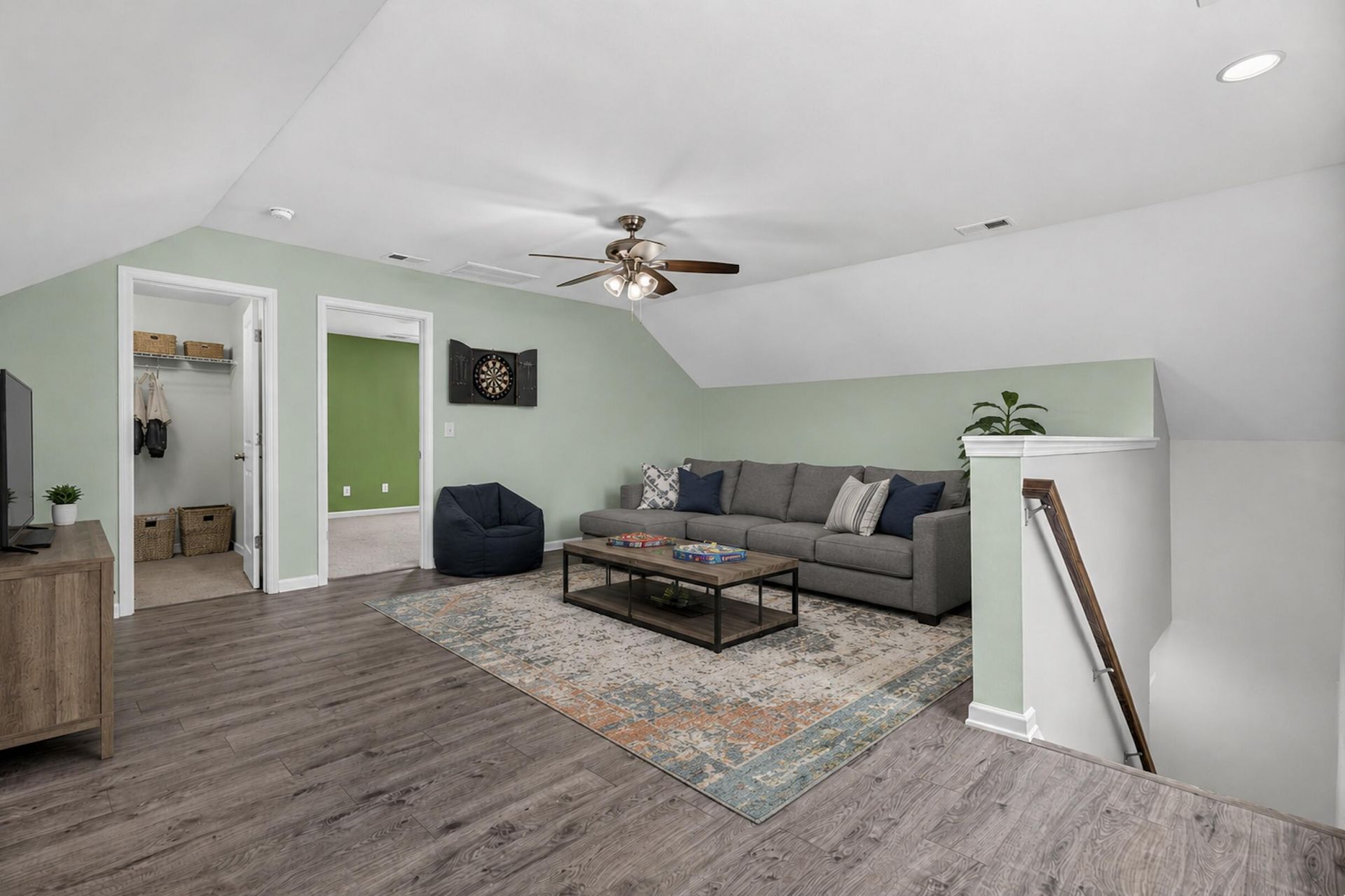 209 Wexford Court Photo 21