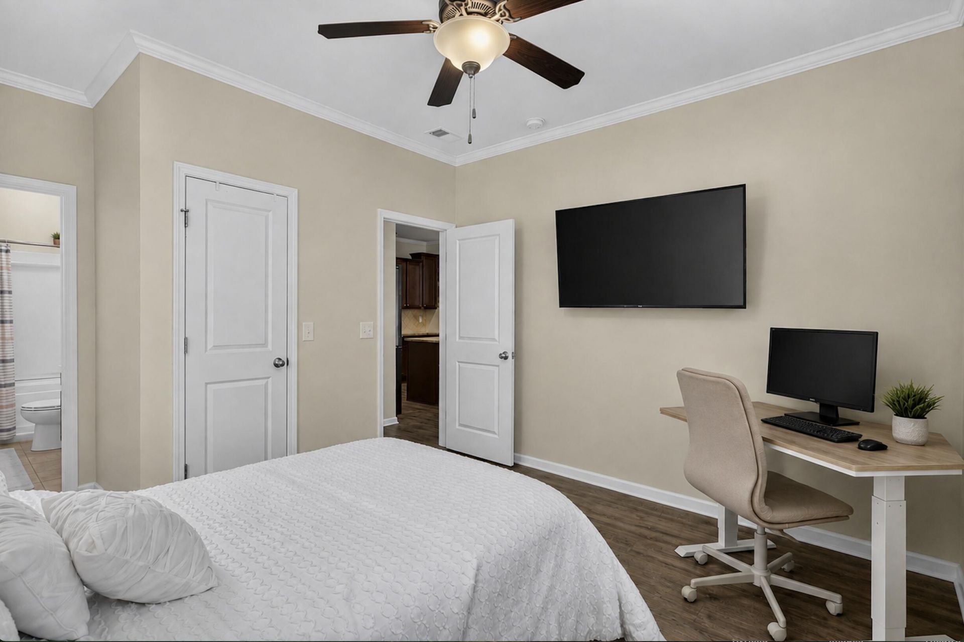 209 Wexford Court Photo 24