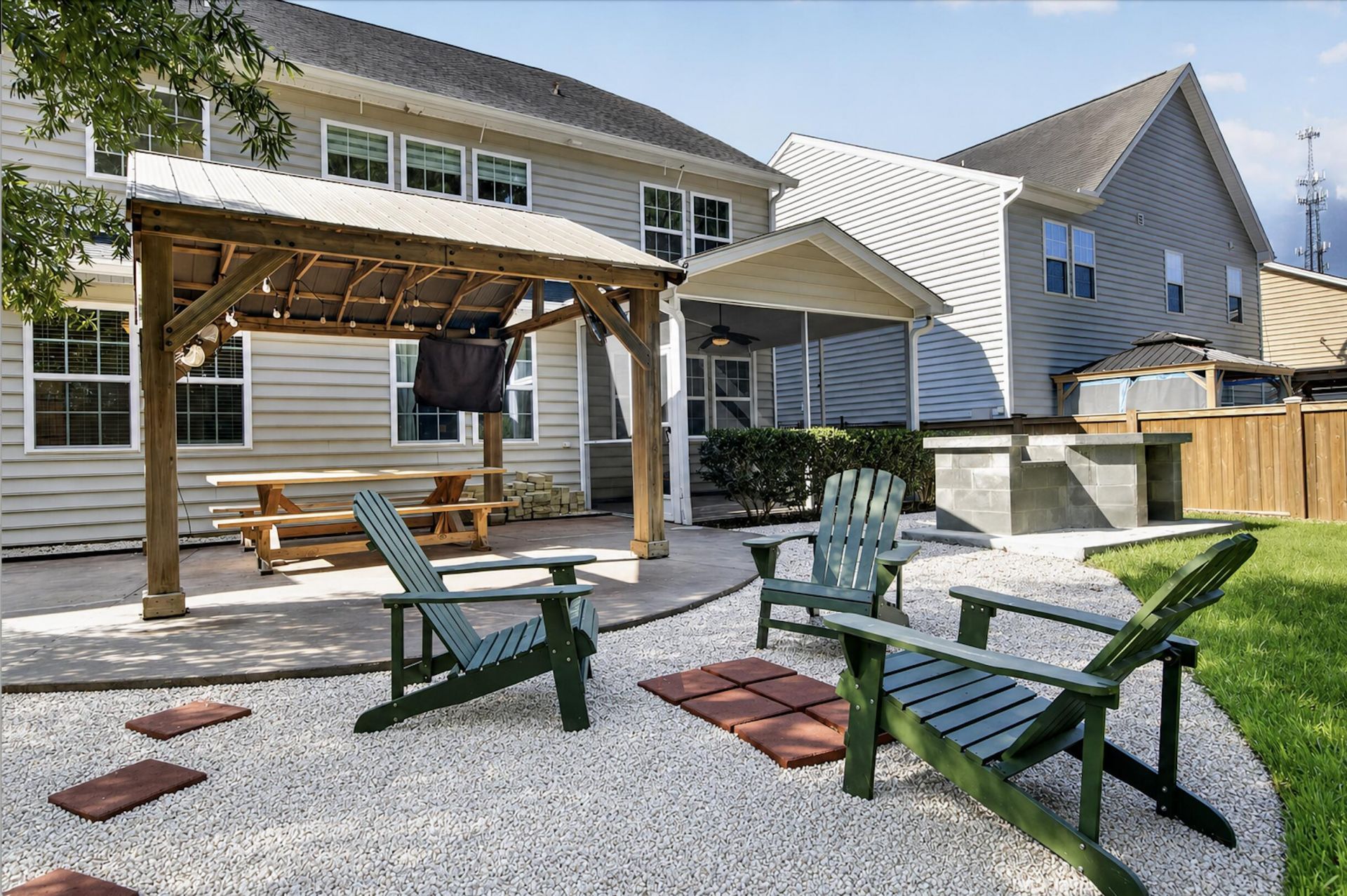 209 Wexford Court Photo 26