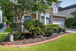 209 Wexford Court photo 4