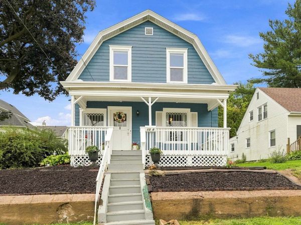 1376 Wood Street Street, Dubuque, IA 52001