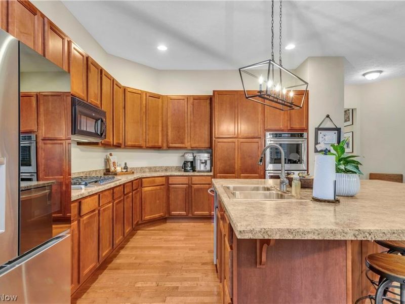 361 Harbor Court, Avon Lake, OH 44012 Photo 10