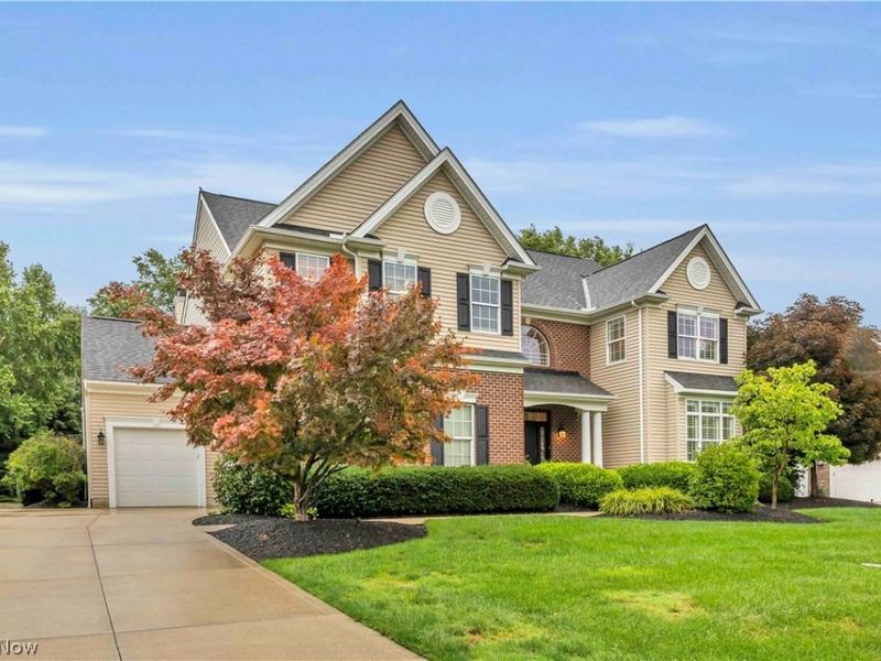 361 Harbor Court, Avon Lake, OH 44012 Photo 2