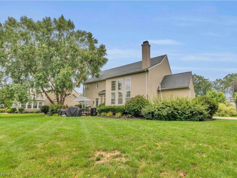 361 Harbor Court, Avon Lake, OH 44012 Photo 4
