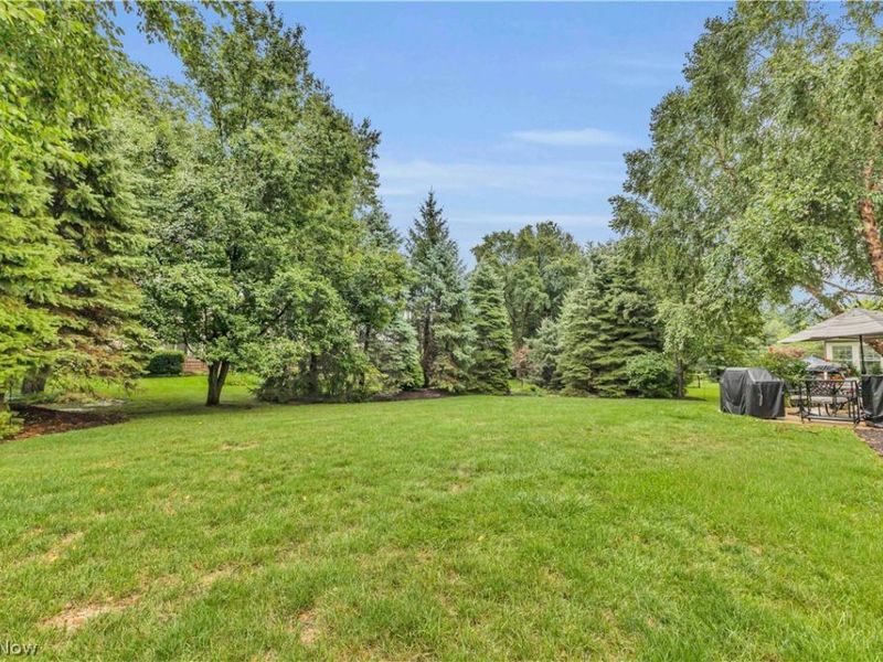 361 Harbor Court, Avon Lake, OH 44012 Photo 5