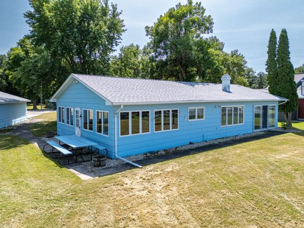 11842 Lake Street SE, Mentor, MN 56736