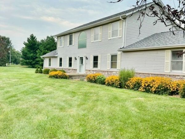 11332 LAKESIDE Drive, Burlington, IA 52601