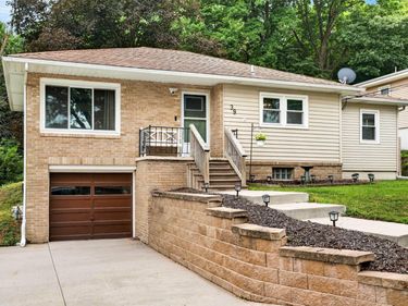 39 HAPPY HOLLOW Boulevard, COUNCIL BLUFFS, IA 51503