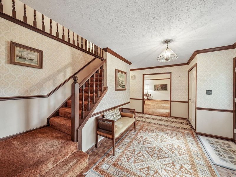 4188 Idlebrook Drive, Akron, OH 44333 Photo 3