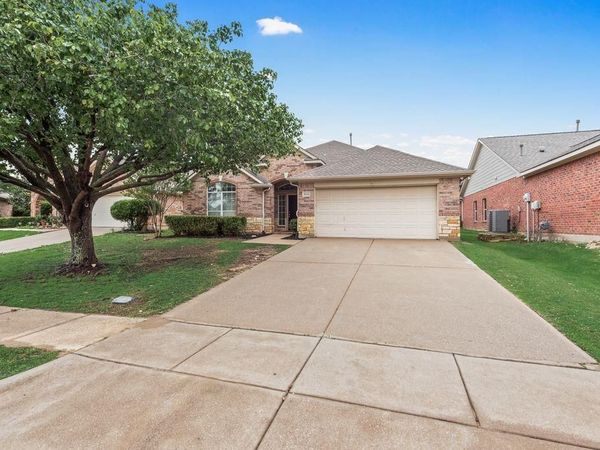 10441 Stoneside Trail , Fort Worth, TX 76244