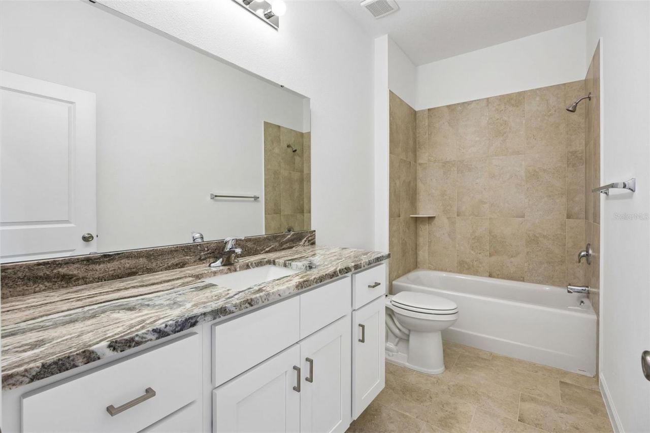 3780 Watercliff Circle, Grand Island, FL 32735 Photo