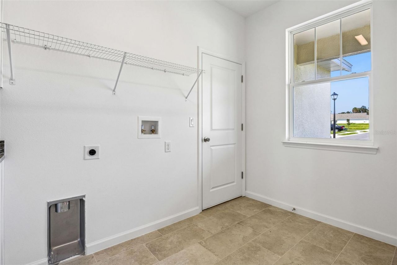 3780 Watercliff Circle, Grand Island, FL 32735 Photo