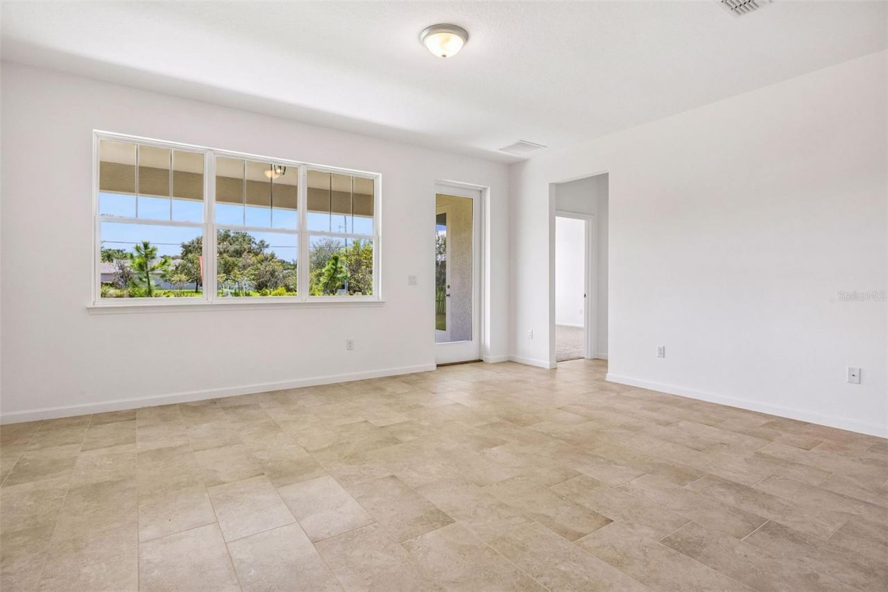 3780 Watercliff Circle, Grand Island, FL 32735 Photo
