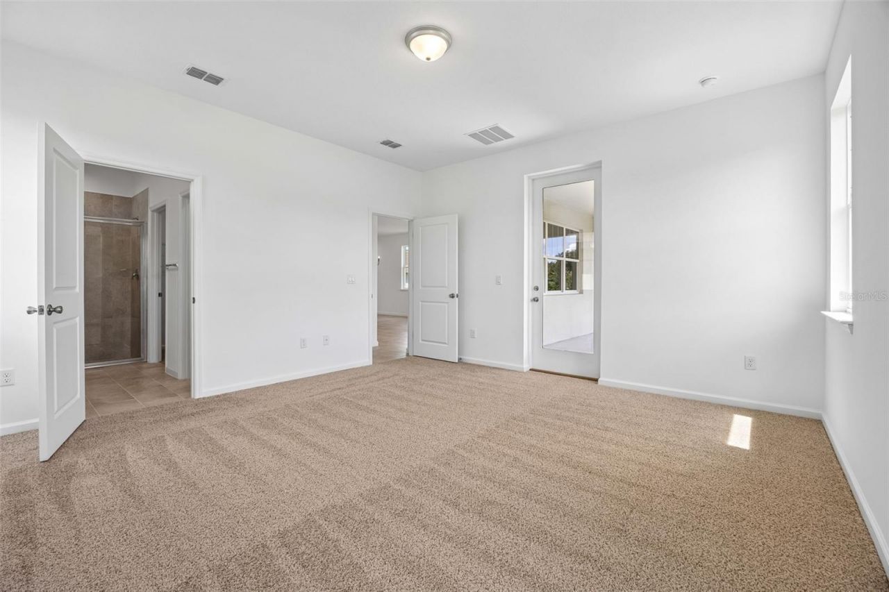3780 Watercliff Circle, Grand Island, FL 32735 Photo