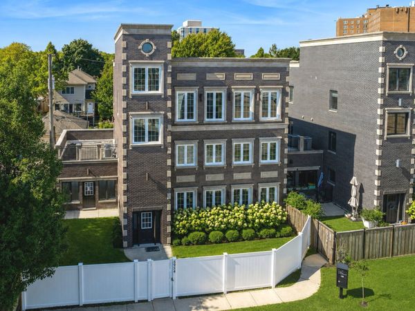5954 N Paulina Street , Chicago, IL 60660