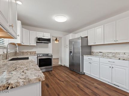 2404 Michael Drive, Carson City, NV 89703 Photo