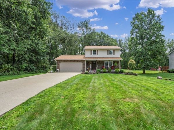 2322 Westport Drive , Akron, OH 44312