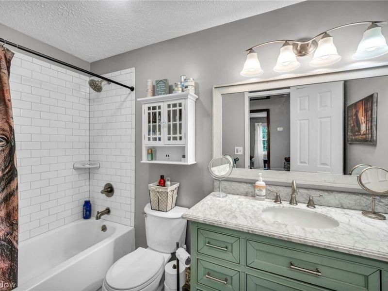 2322 Westport Drive, Akron, OH 44312 Photo 25