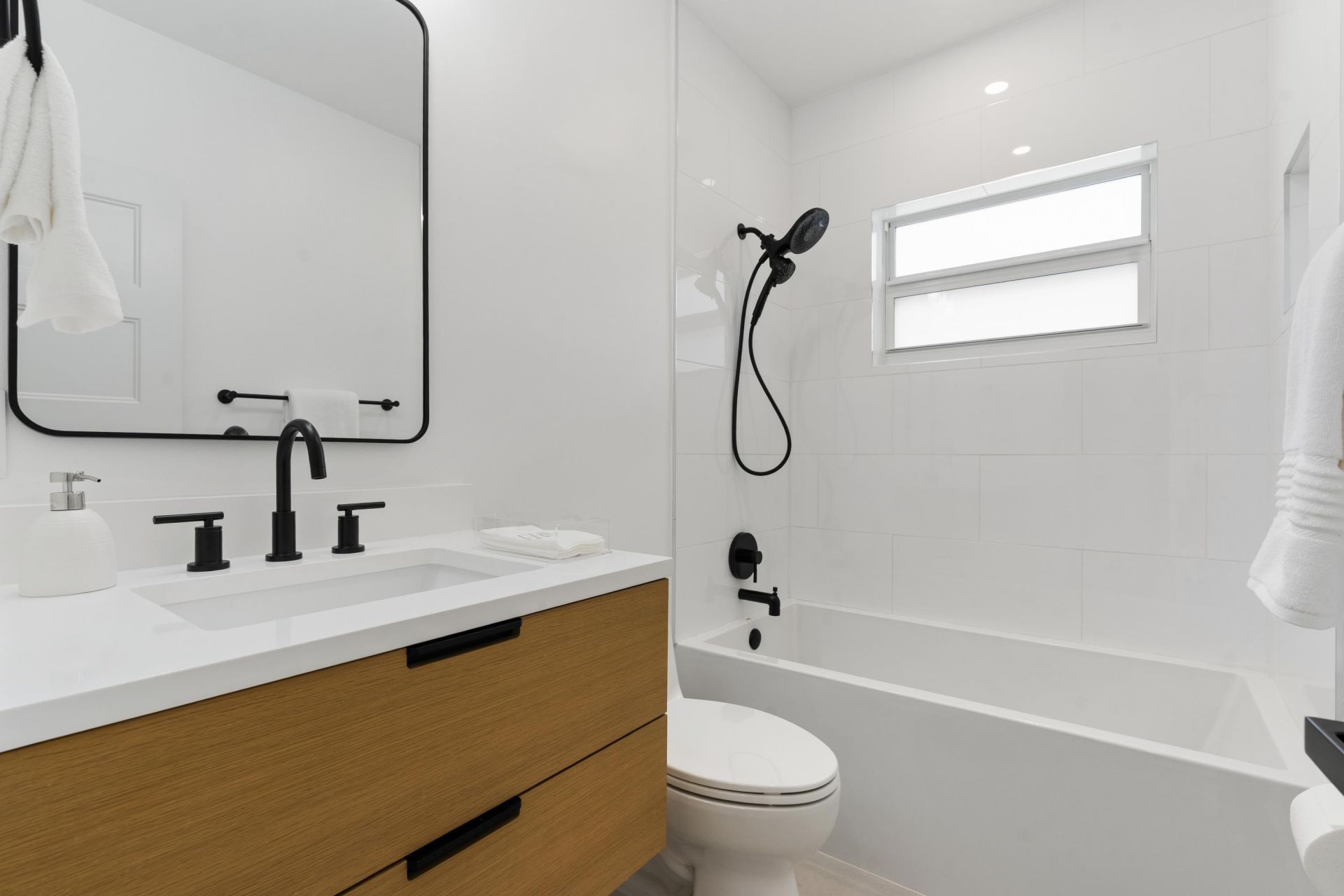 1619 NE 2nd Avenue, Delray Beach, FL 33444 Photo
