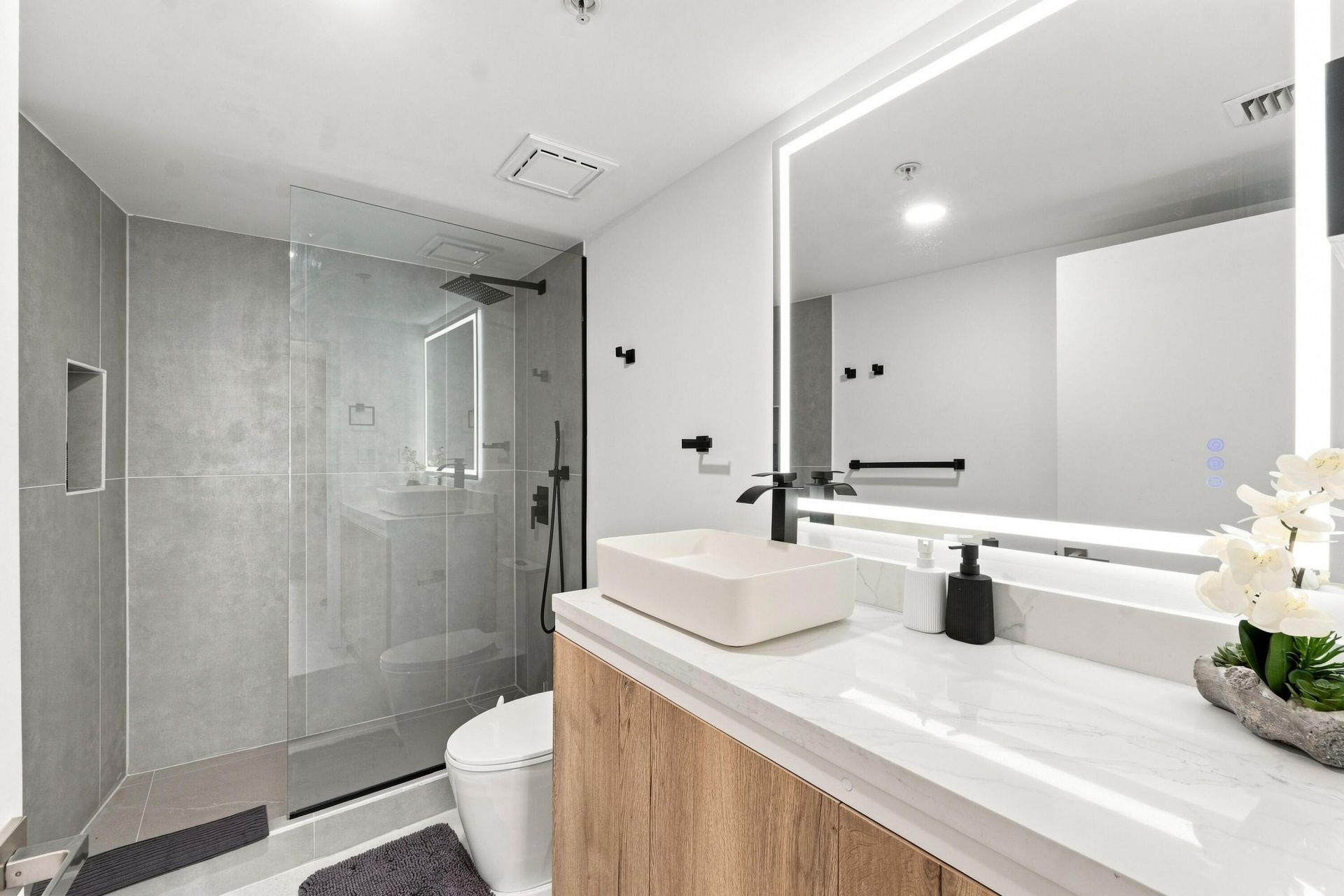 1750 N Bayshore Drive, Unit 1202, Miami, FL 33132 Photo