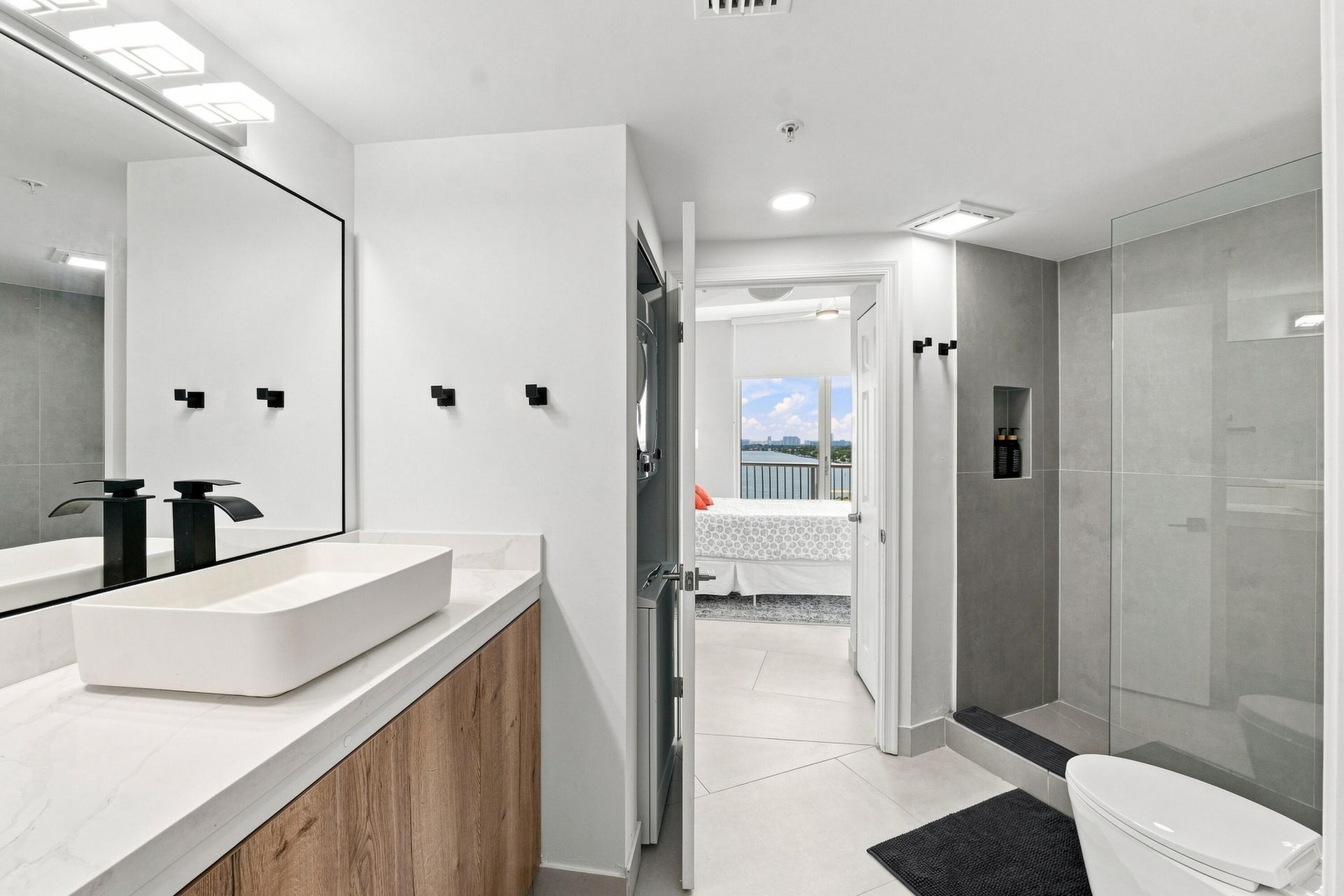 1750 N Bayshore Drive, Unit 1202, Miami, FL 33132 Photo
