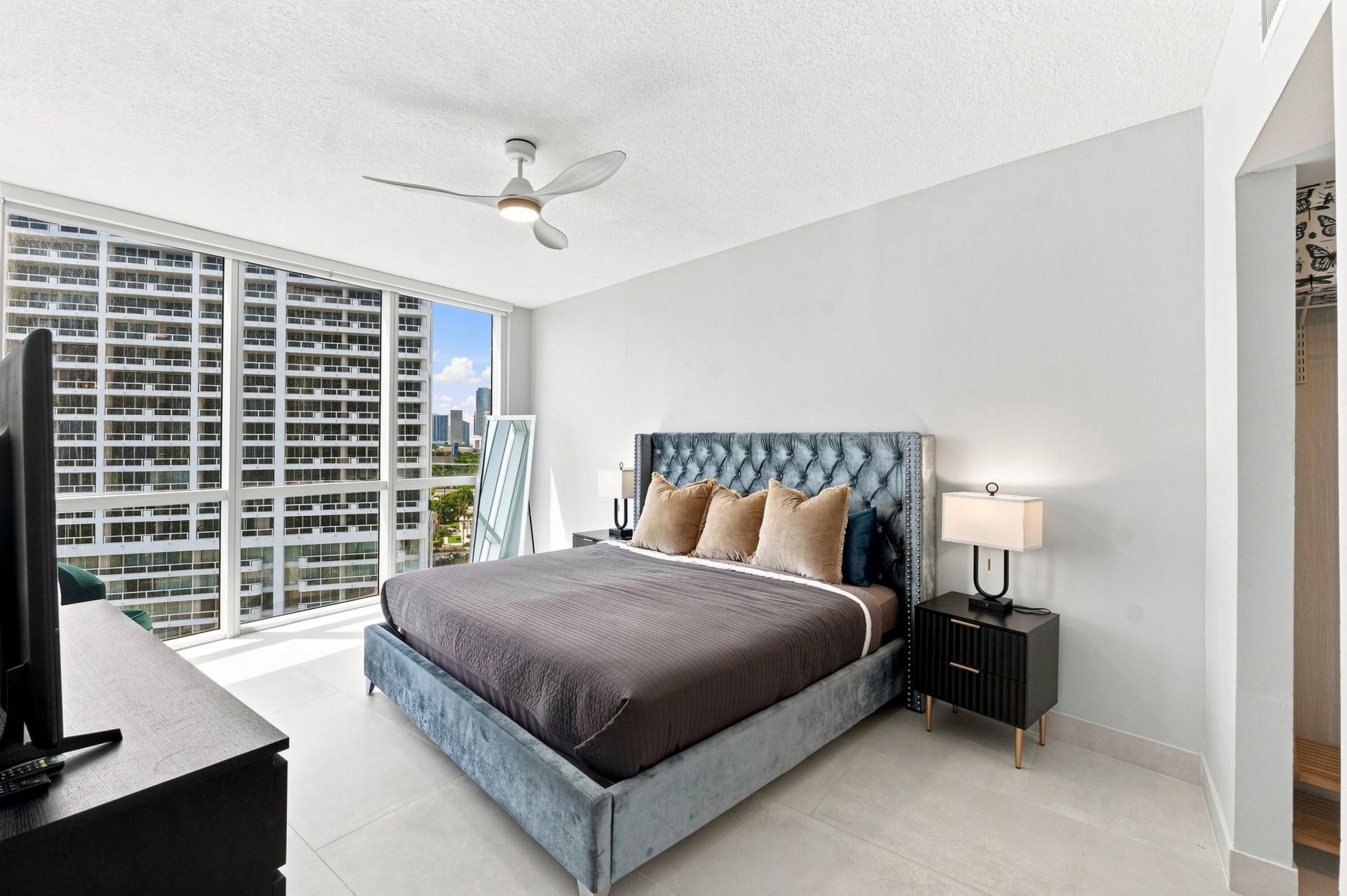1750 N Bayshore Drive, Unit 1202, Miami, FL 33132 Photo