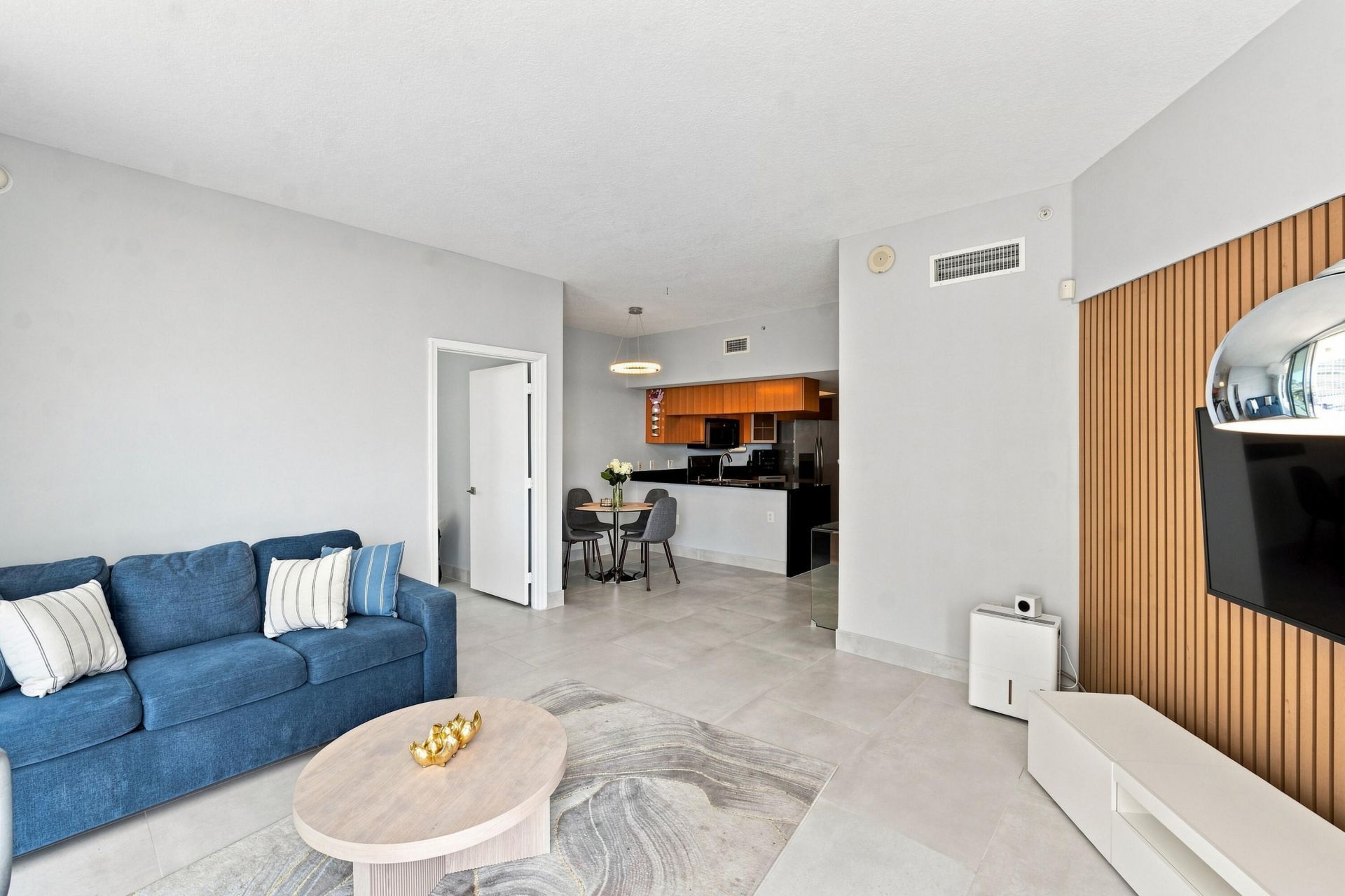 1750 N Bayshore Drive, Unit 1202, Miami, FL 33132 Photo